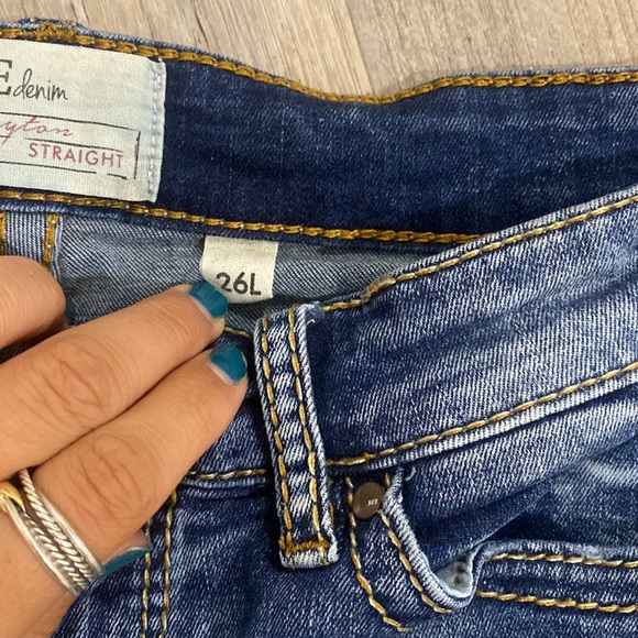 BKE Jeans - Picture 3 of 4